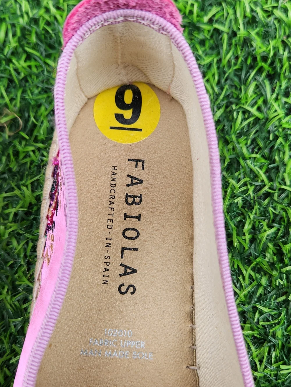FABIOLAS Women's Floral Embroidered Espadrille Flats Size 9 Pink Slip-On Shoes